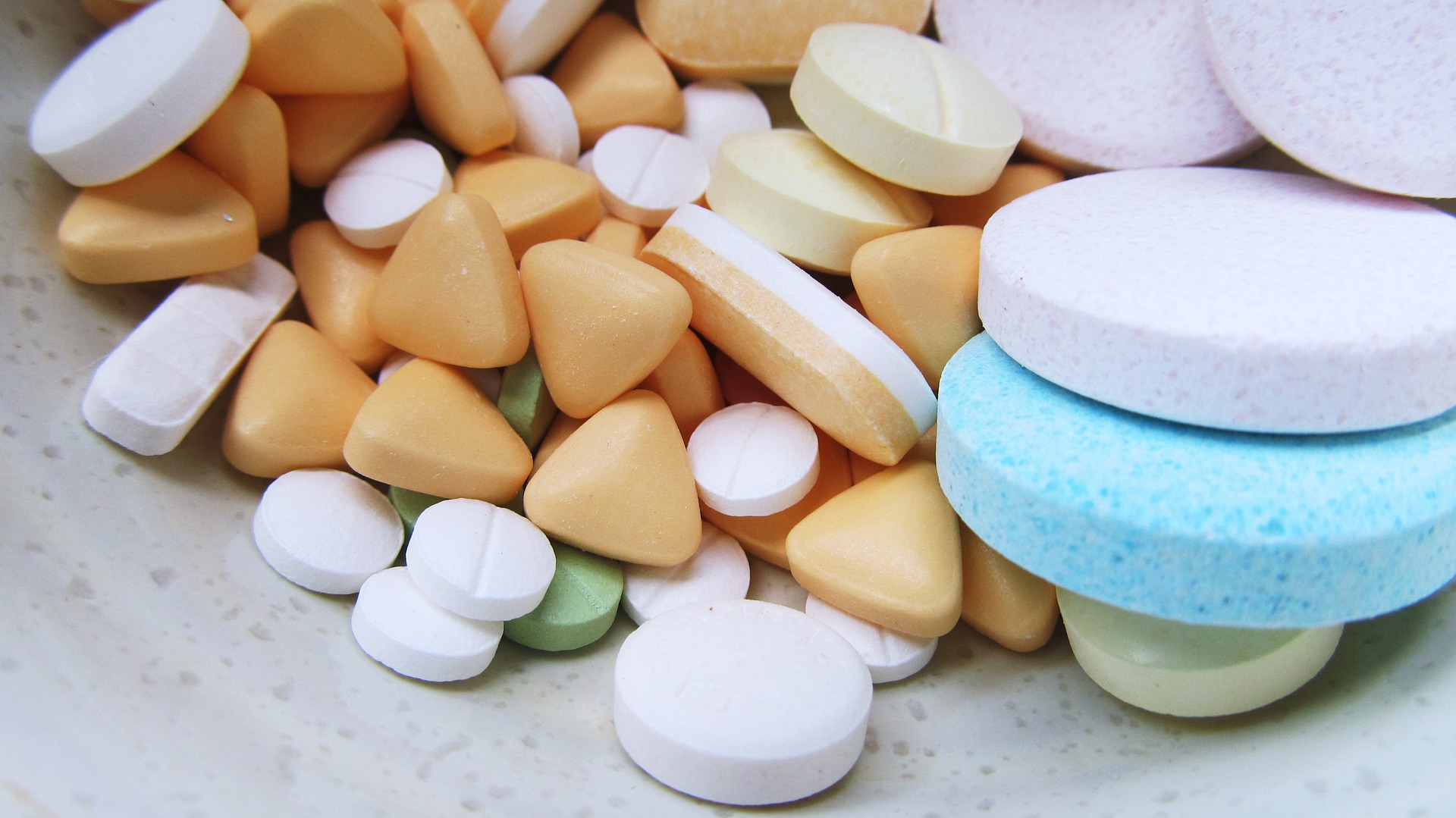 <i>Pills, Image Source: <a href='https://pixabay.com/en/medicine-remedy-pill-pills-1582472/'>Pixabay</a></i>